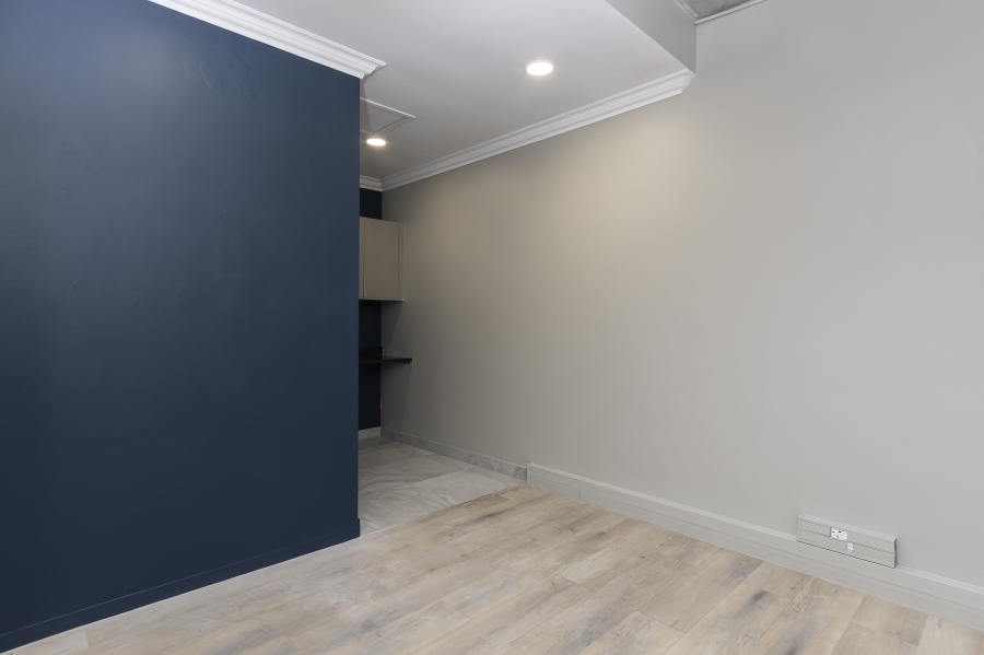 To Let Commercial Property for Rent in Somerset West Mall Triangle Western Cape